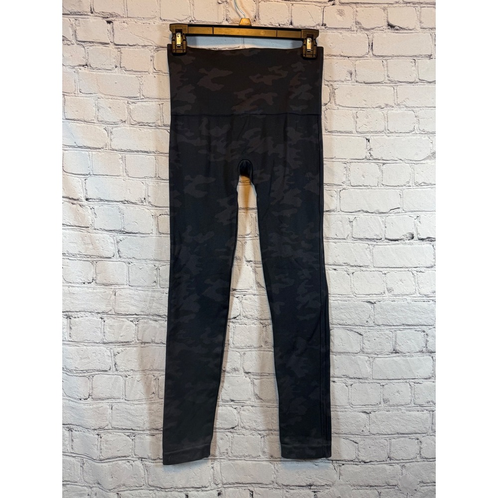 SPANX Active Leggings‎ Medium Camo High Waisted Seamless Compression